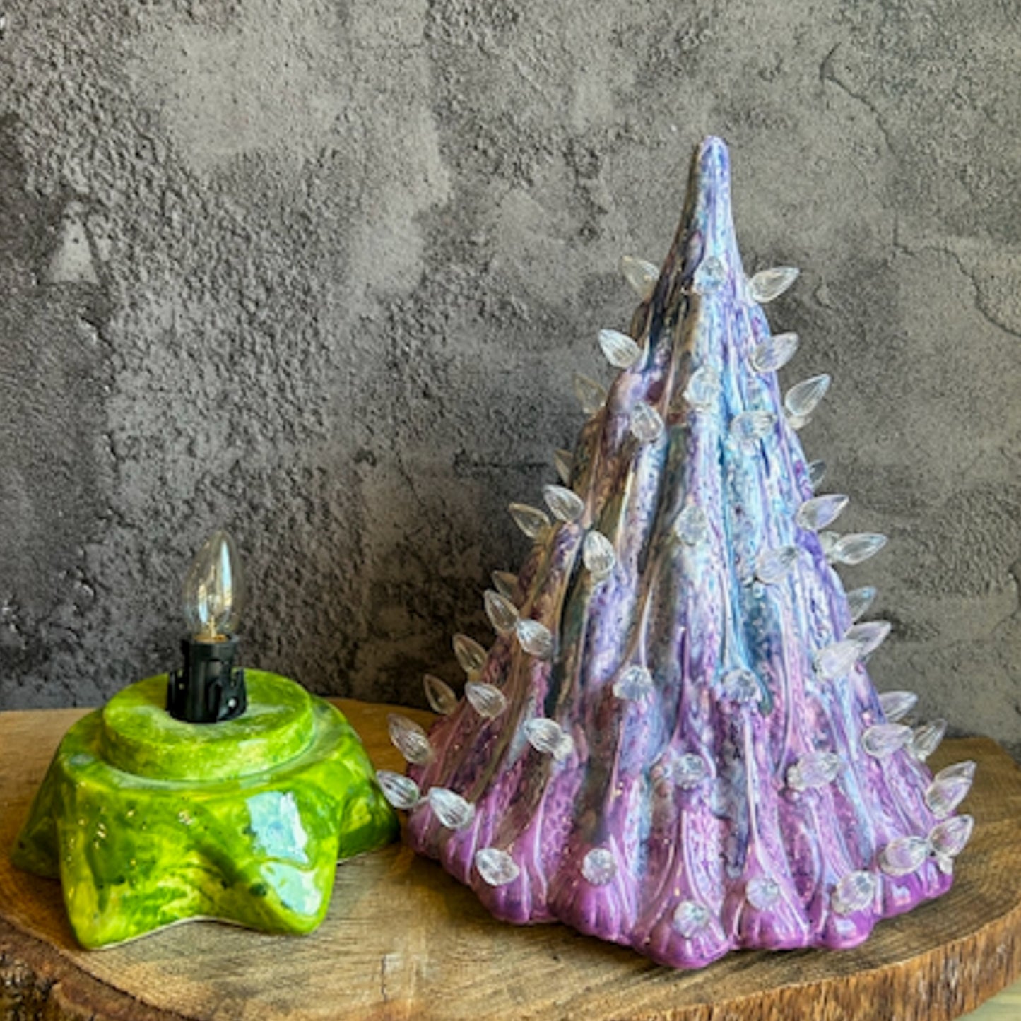 Christmas Tree - Retro Vibe