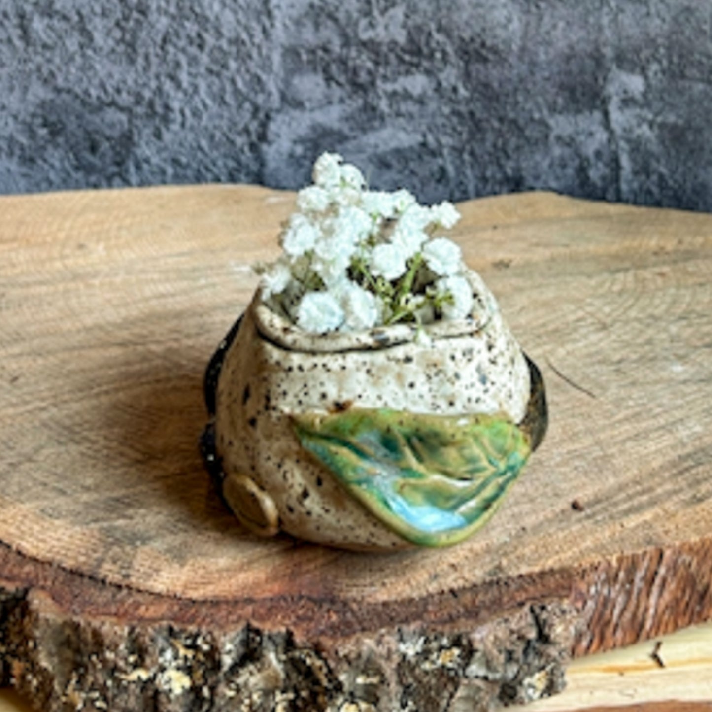 Vase - Flower "Frog" Arranger - Small - Leaves & Sand